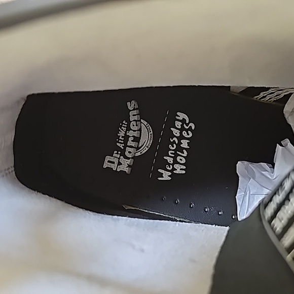 Dr. Martens 1460 WEDNESDAY HOLMES FOR PRIDE LEATHER BOOTS, size US 9 - Picture 13 of 13